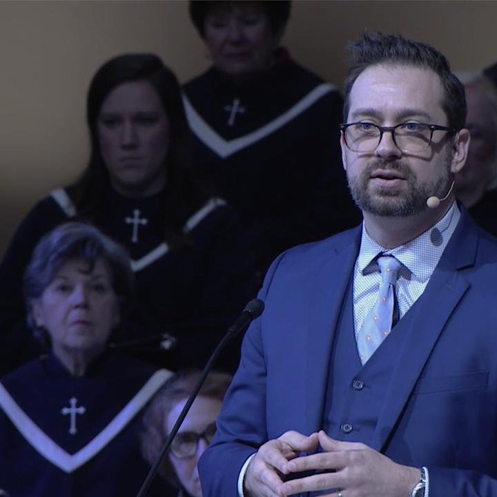 Matt Walton addressing the congregation during his sermon