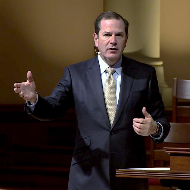 Steve Wells addressing the congregation during his sermon