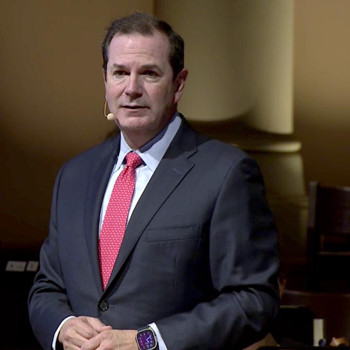 Steve Wells addressing the congregation during his sermon