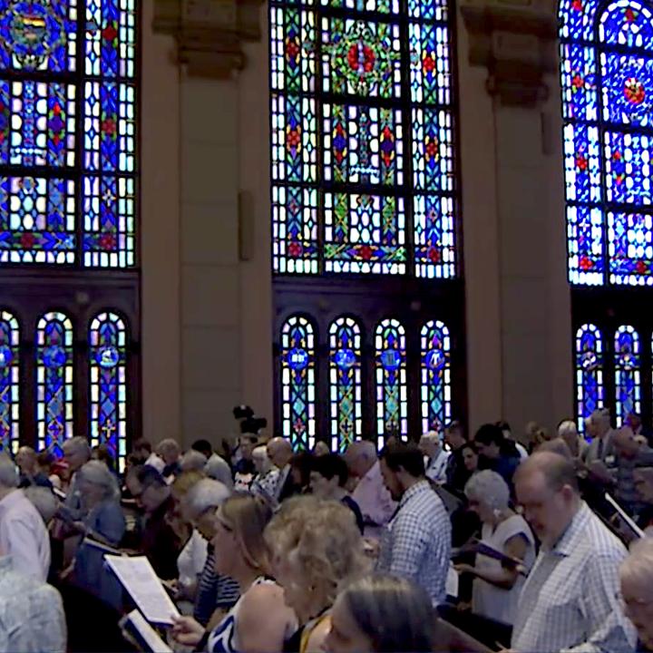 congregation singing in worship