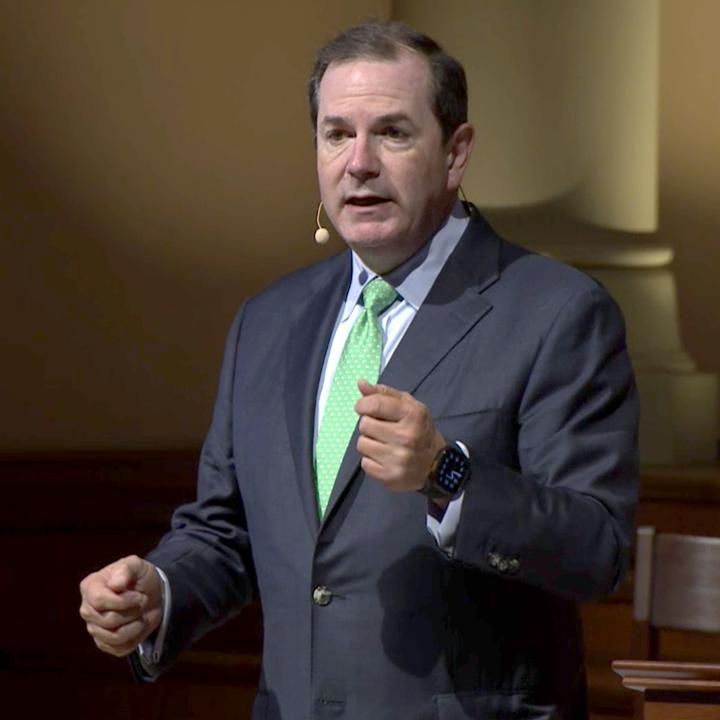 Steve Wells addressing the congregation during his sermon