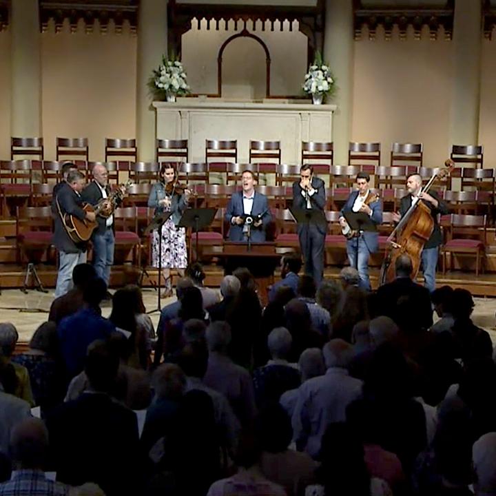 congregation singing in worship